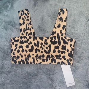 ALLFENIX Double lined sports bra. Size M NWT